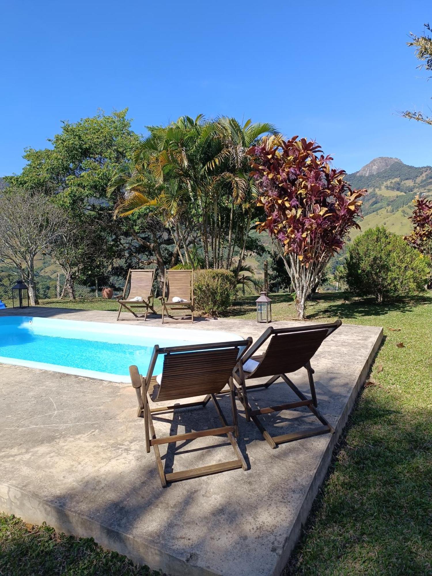 Entrevistas Chales E Suites São Bento do Sapucaí Buitenkant foto